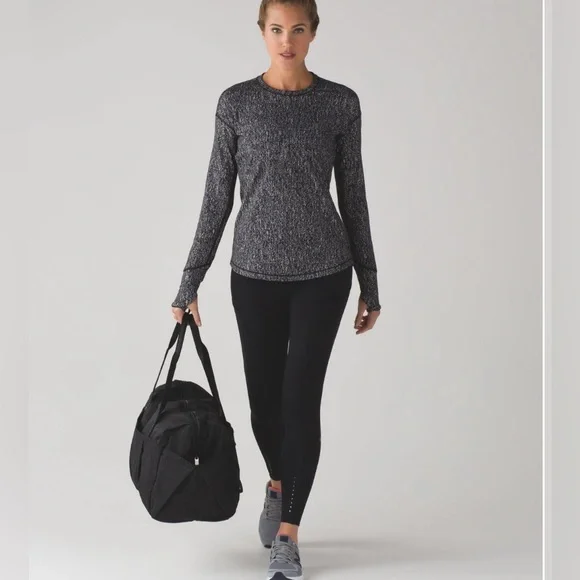 Lululemon Outrun Long Sleeve - Picture 3 of 11